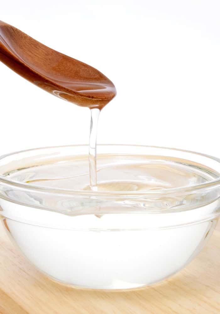 how to use coconut oil for curly hair